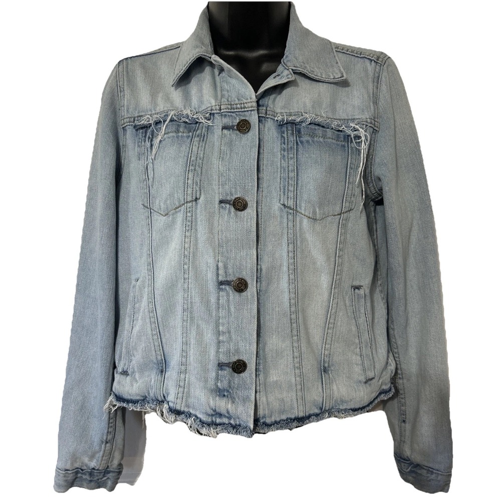 Gap Distressed Denim Light Blue Jean Jacket Women's‎ Size M Medium